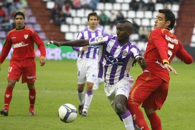 Soi kèo Granada vs Real Valladolid, 16/02/2020 – VĐQG Tây Ban Nha