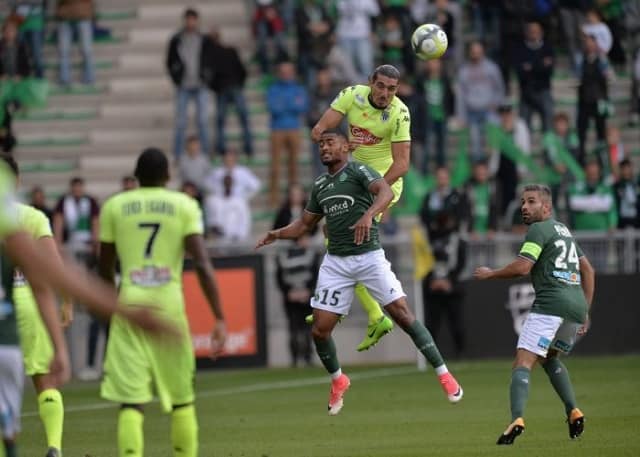 Soi kèo nhà cái St Etienne vs Angers, 12/12/2020 - VĐQG Pháp [Ligue 1]