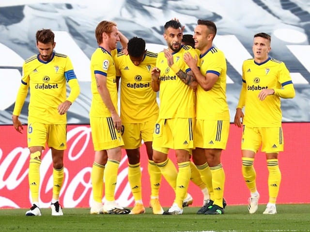 Soi kèo nhà cái Cadiz vs Levante, 20/01/2021 - VĐQG Tây Ban Nha