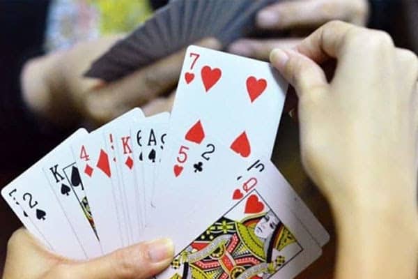 Những cách nhập cuộc chơi để đem lại hiệu quả cao trong tựa game tiến lên miền Nam?