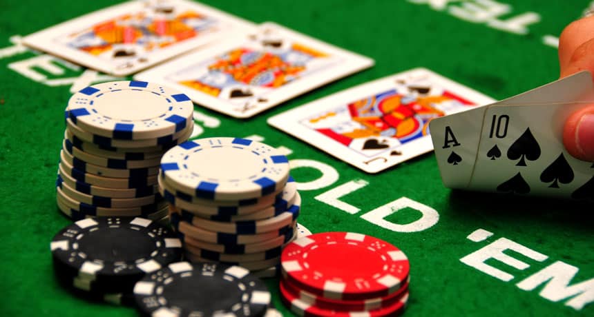 Xì tố (Poker) món quà tinh thần dành cho mọi người